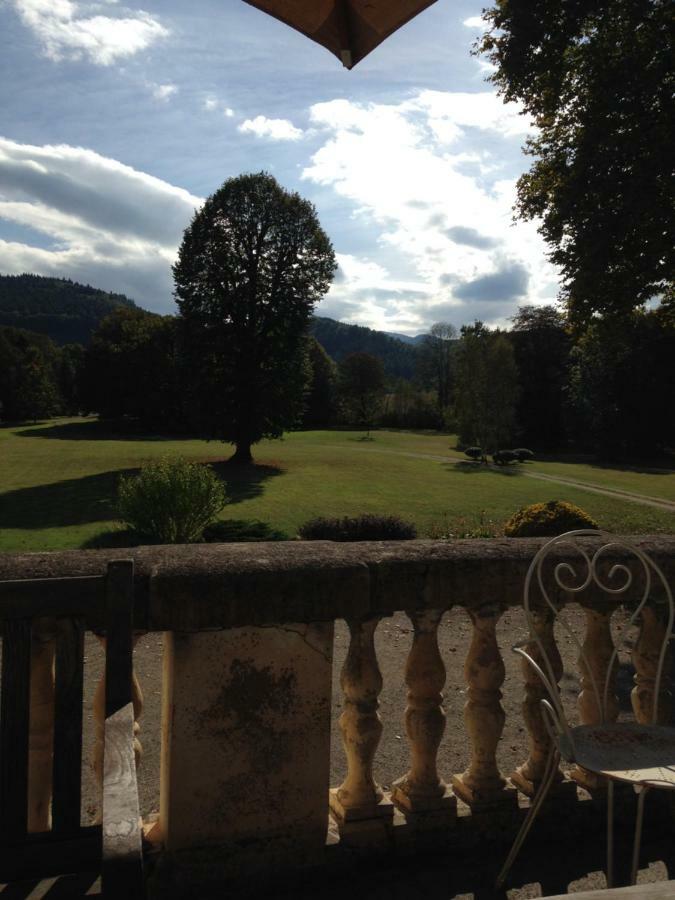Frühstückspension Chateau Du Val Larbont