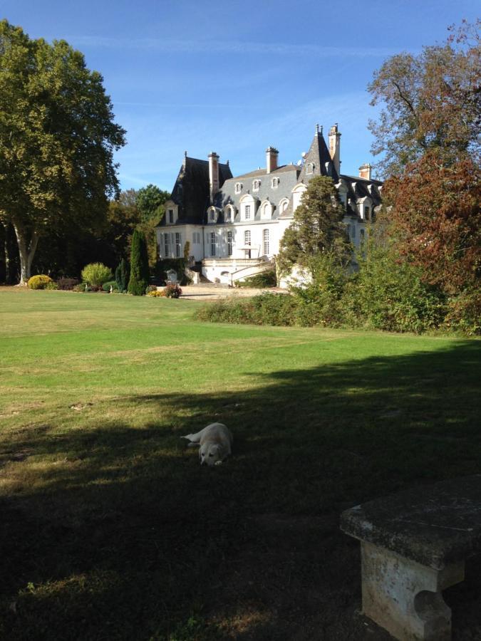 Chateau Du Val Larbont La Bastide-de-Sérou