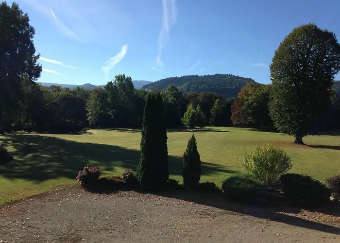 Chateau Du Val Larbont